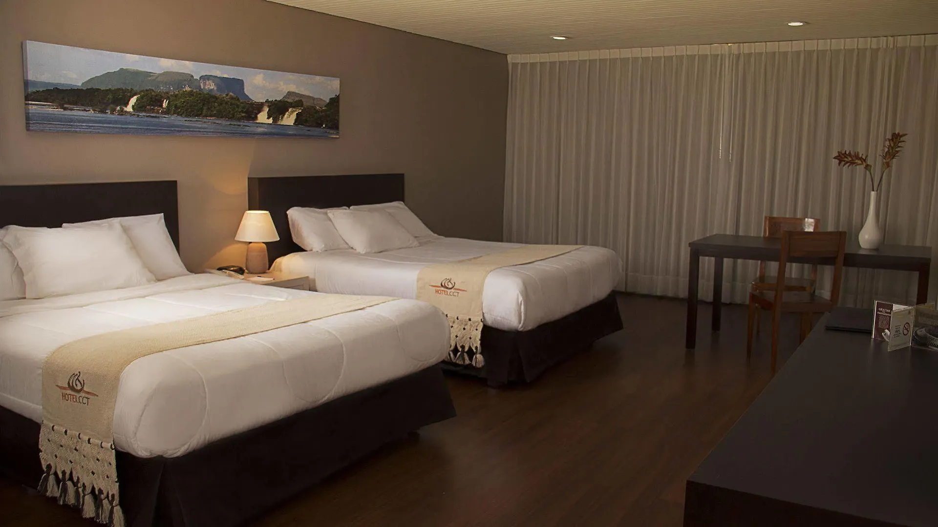 Hotel Cct Caracas location